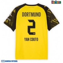Camisa de Futebol Borussia Dortmund Yan Couto #2 Equipamento Principal 2025-26 Manga Curta